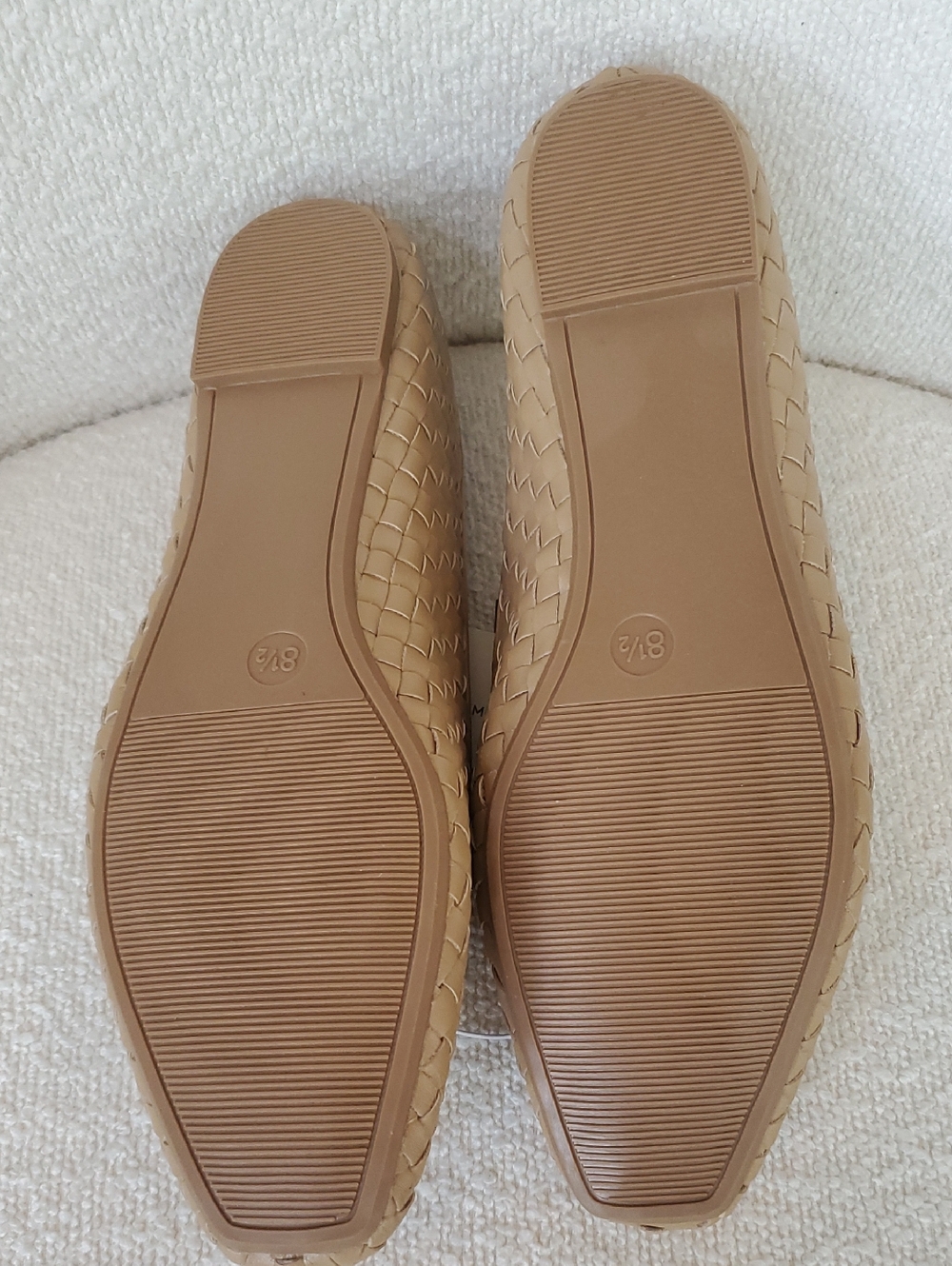 NWT Universal Thread Woven Pointed-Toe Flat Memory Foam in Tan Size 8.5 - Picture 4 of 4